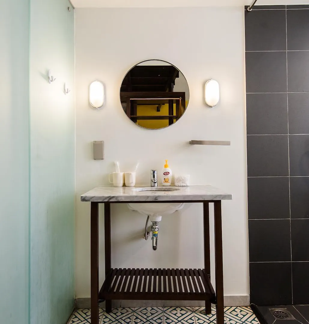 Circadian Tropical Studios In Central Saigon 호치민 0*,