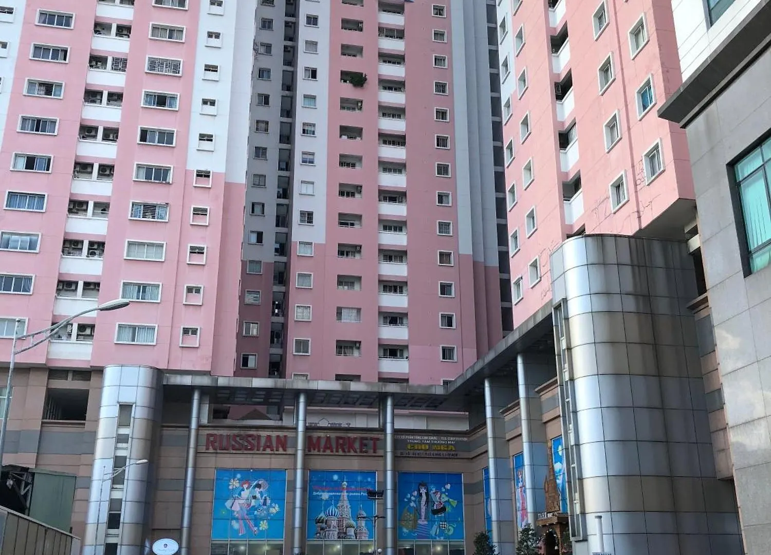 Circadian Tropical Studios In Central Saigon 호치민 홈스테이