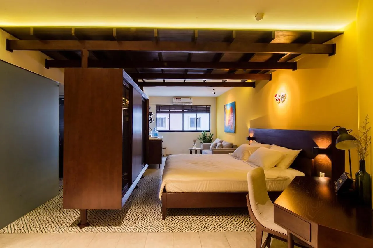 Circadian Tropical Studios In Central Saigon 호치민 홈스테이