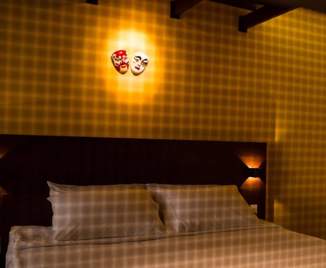 Circadian Tropical Studios In Central Saigon 호치민 0*,  베트남