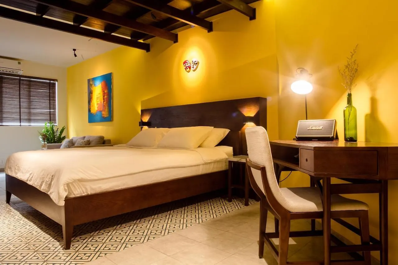 Circadian Tropical Studios In Central Saigon 호치민 0*,